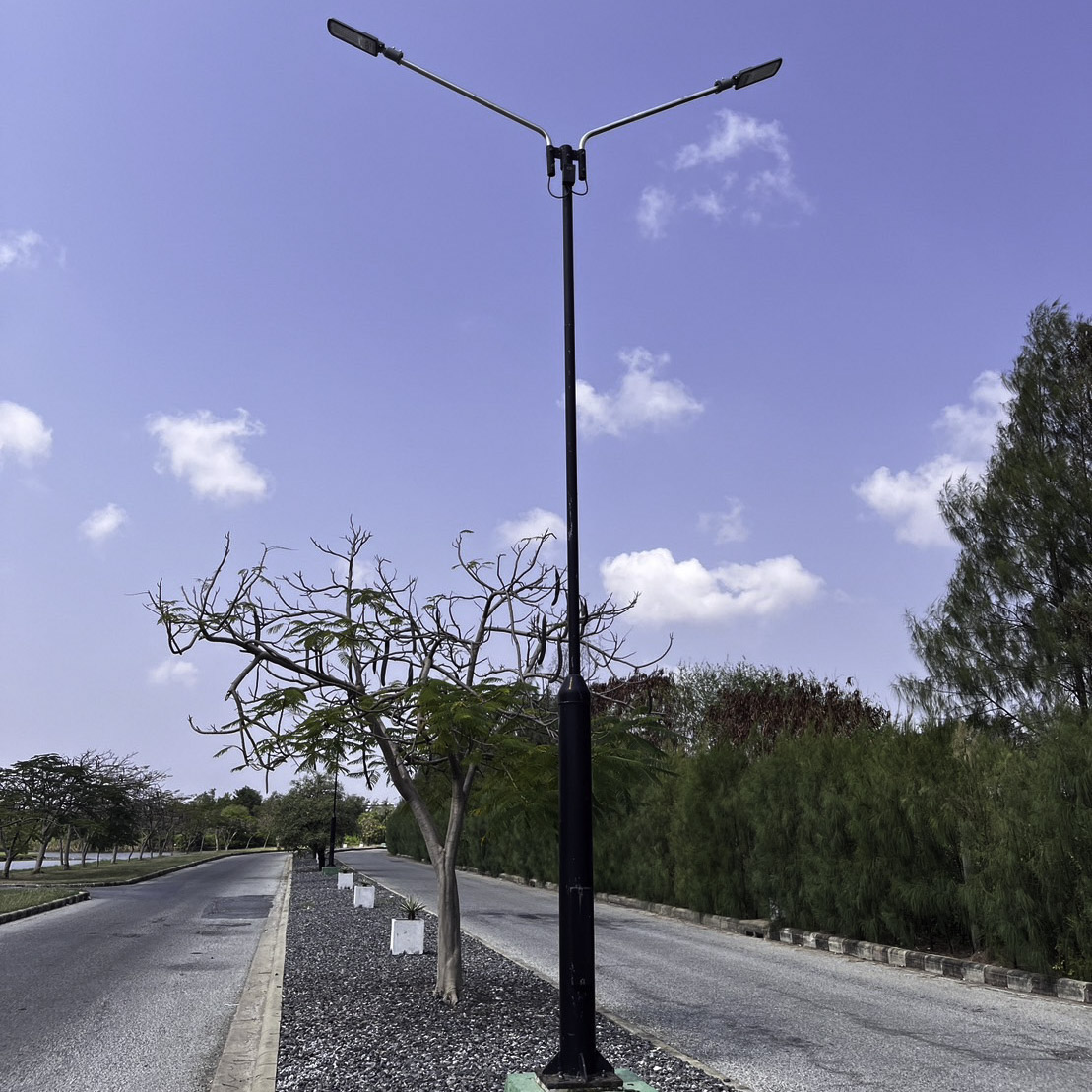 งานติดตั้งโคมไฟ Street light